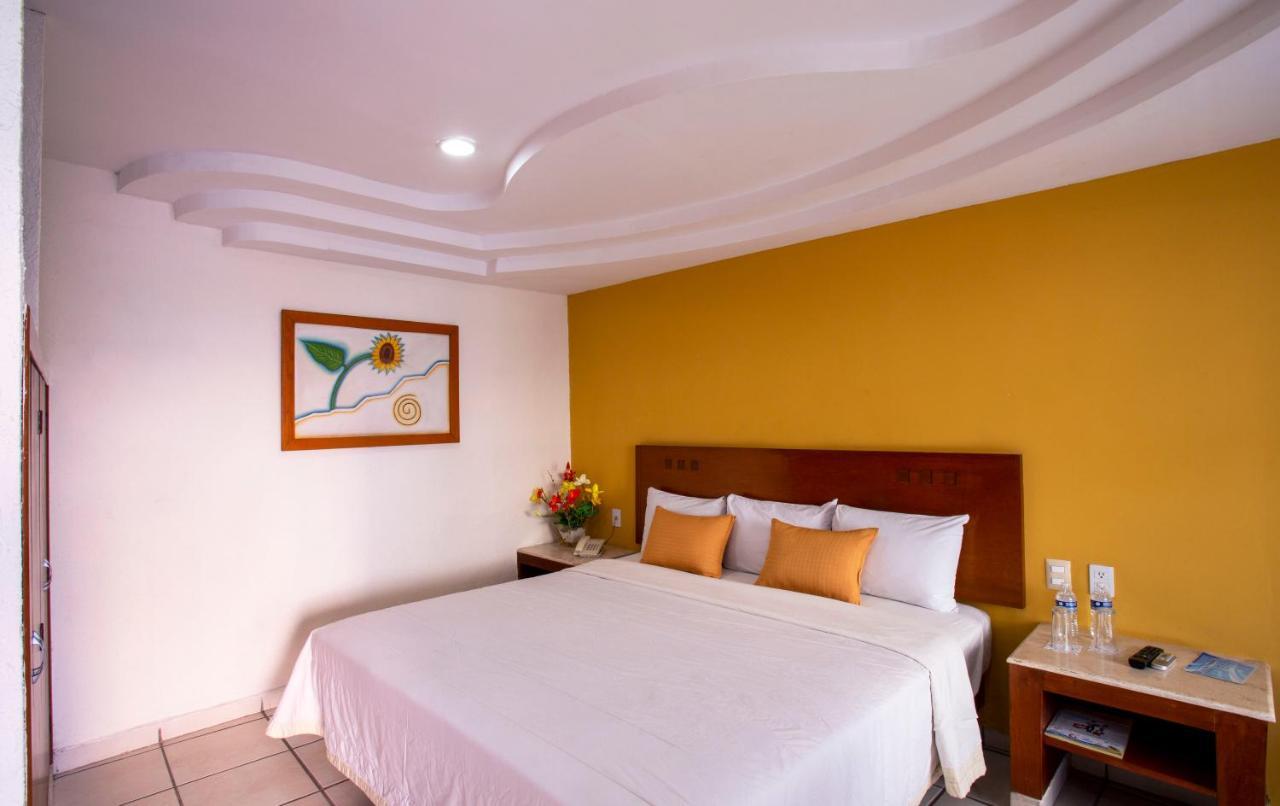 Hotel Arcos Aeropuerto 4*